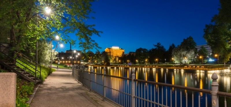 Houkuttelisiko elokuisen kaupungin lämpö?