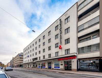 Turun Humalistonkadun Omena-hotellin julkisivu